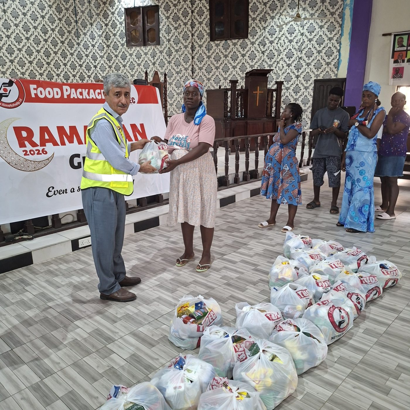 Food Support Packages for 2,000 Families – Ghana photo